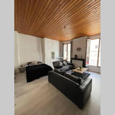 Yin Yang Apartment Ниор Екстериор снимка